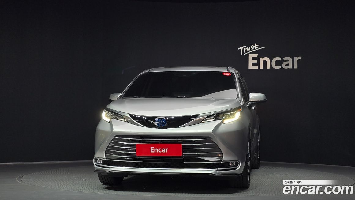 Toyota Sienna 2023