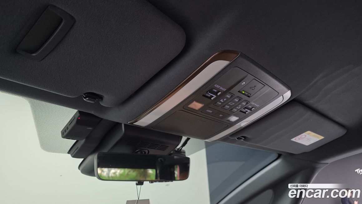 Toyota Alphard 2025