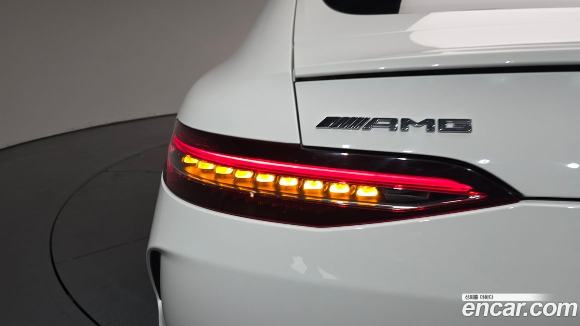 Mercedes-Benz AMG GT 2023