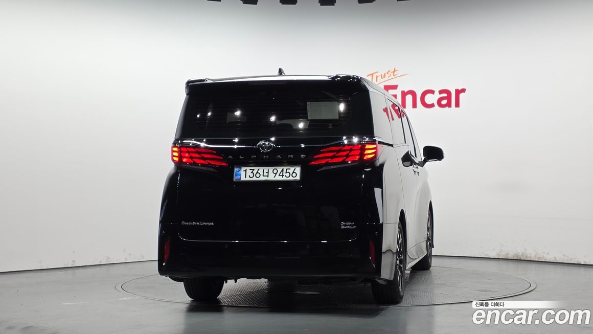 Toyota Alphard 2025