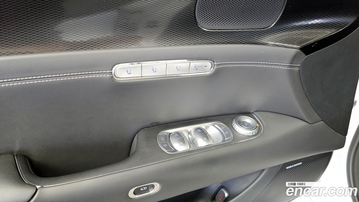 Genesis G90 2023