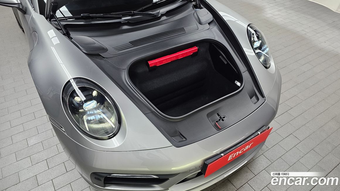 Porsche 911 2020