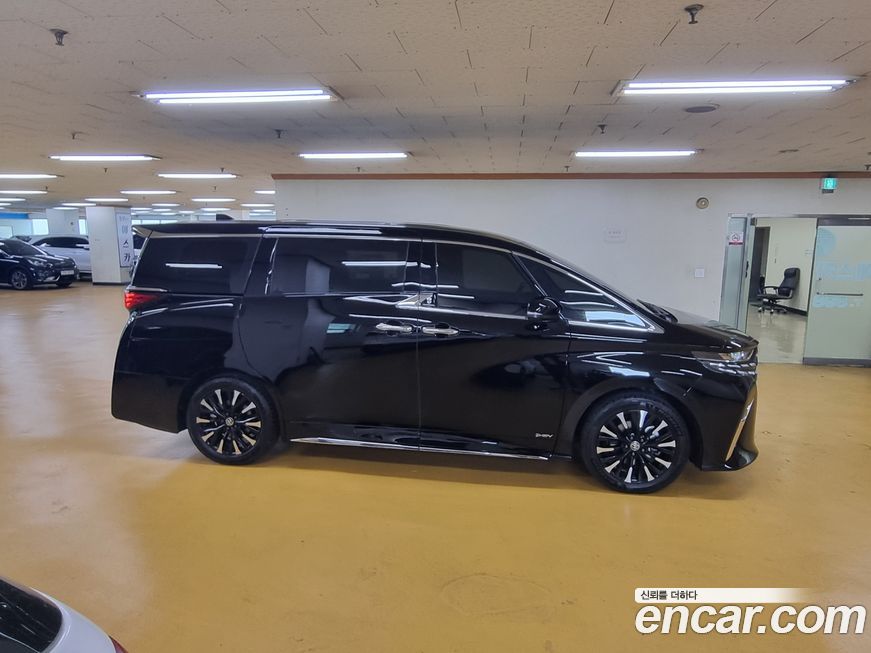 Toyota Alphard 2024