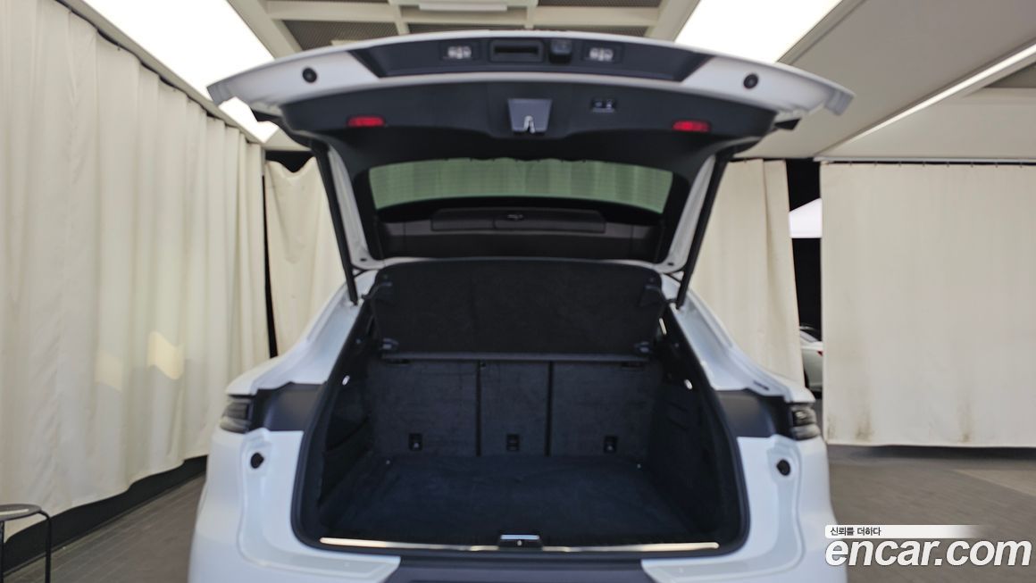Porsche Cayenne 2024