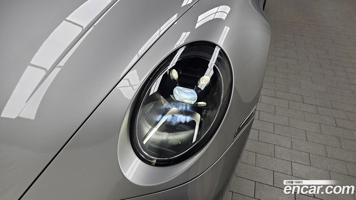 Porsche 911 2020