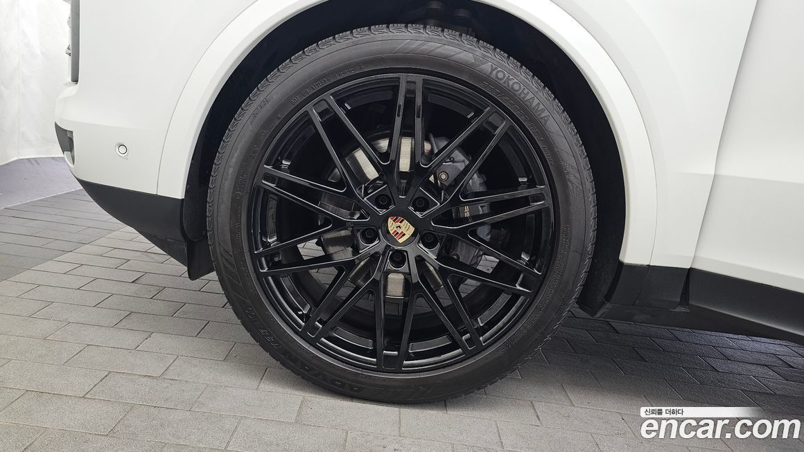 Porsche Cayenne 2024