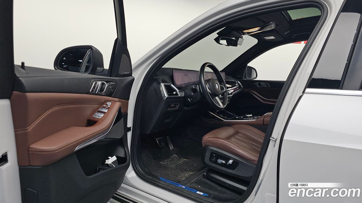 BMW X7 2023