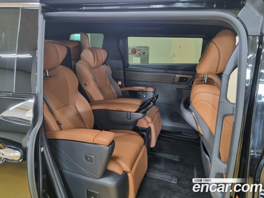 Toyota Alphard 2024