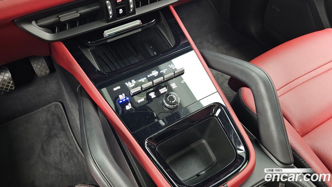 Porsche Cayenne 2024