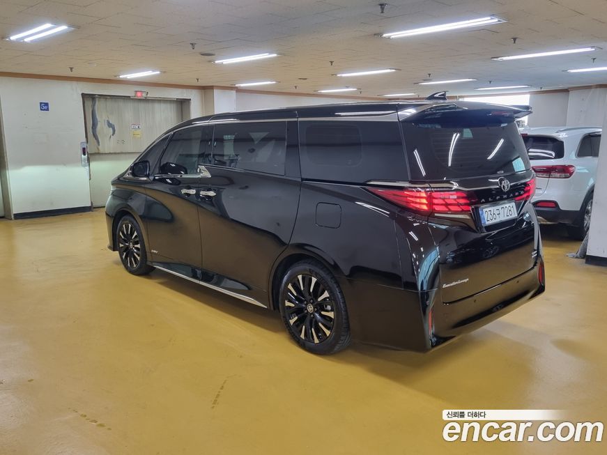 Toyota Alphard 2024
