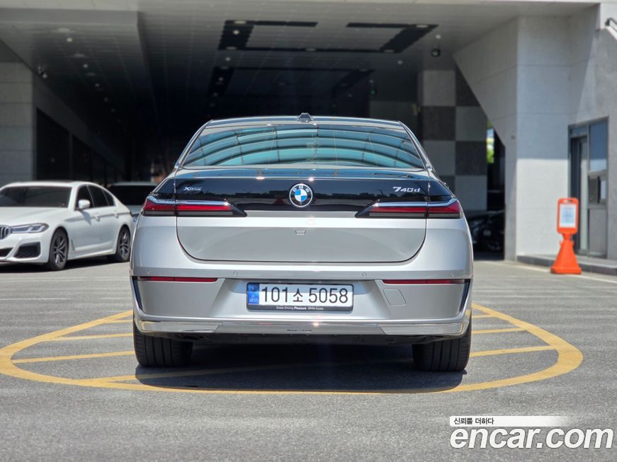BMW 7-Series 2024