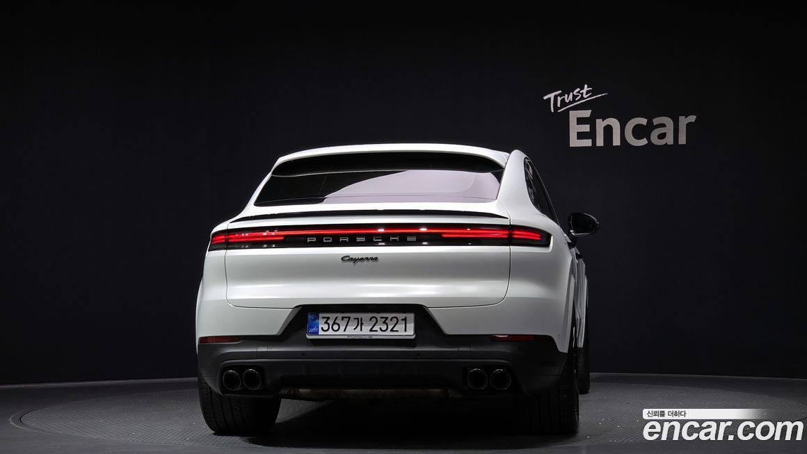 Porsche Cayenne 2024