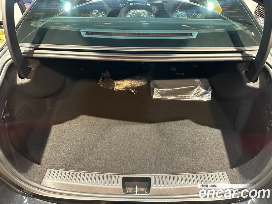 Mercedes-Benz E-Class 2026