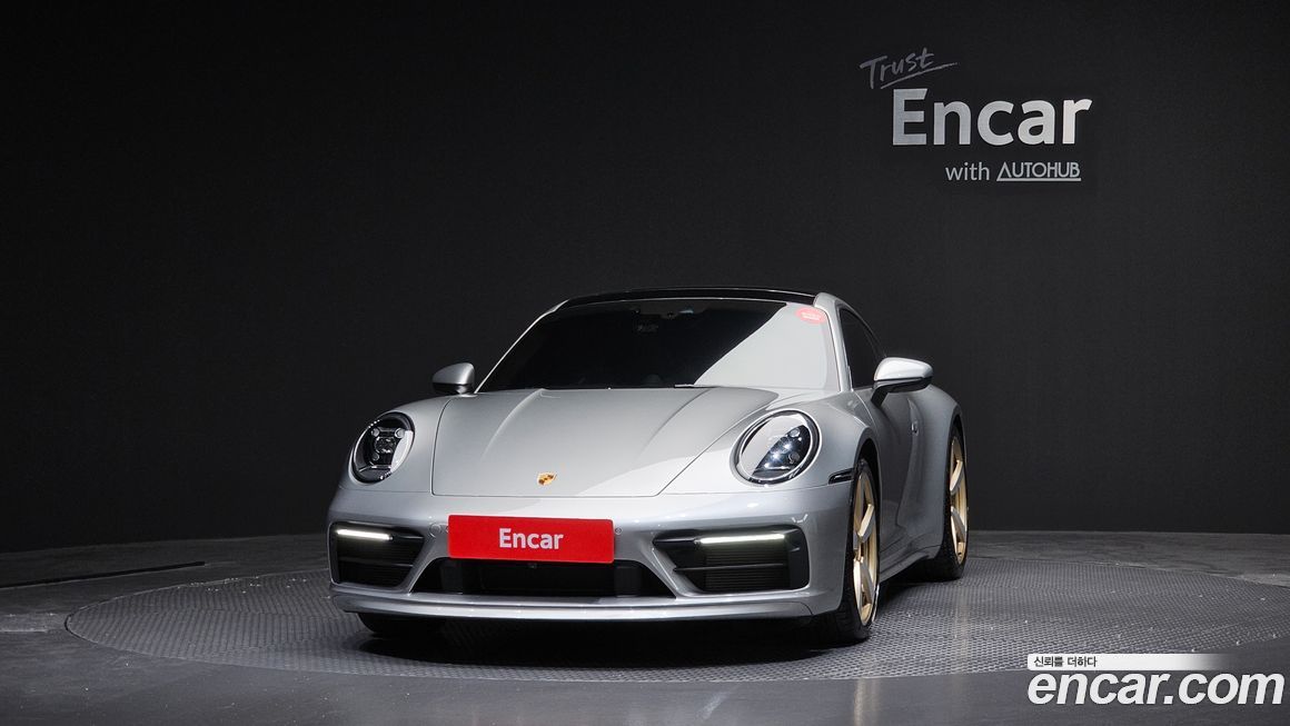 Porsche 911 2020