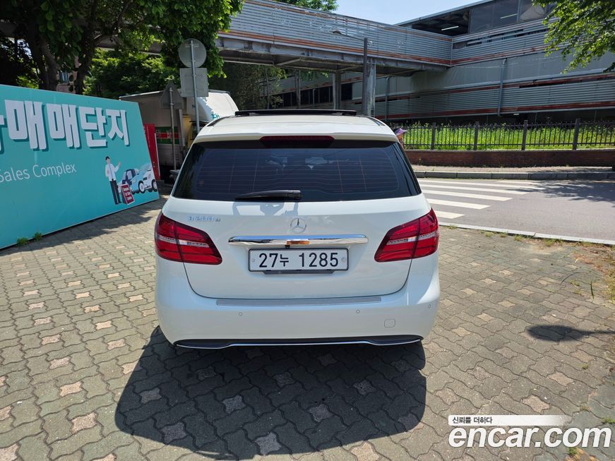 Mercedes-Benz B-Class 2017