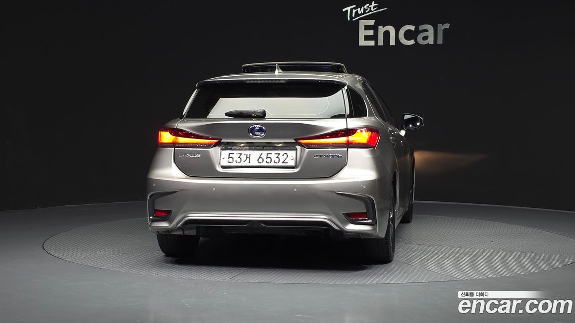 Lexus CT200h 2018