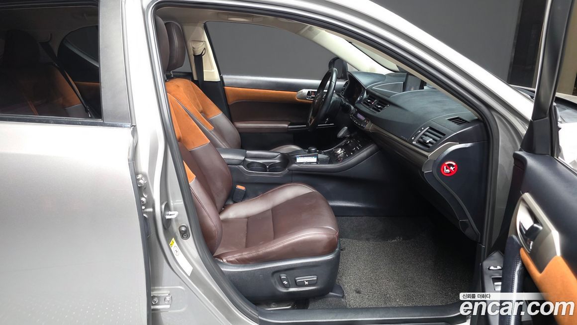 Lexus CT200h 2018