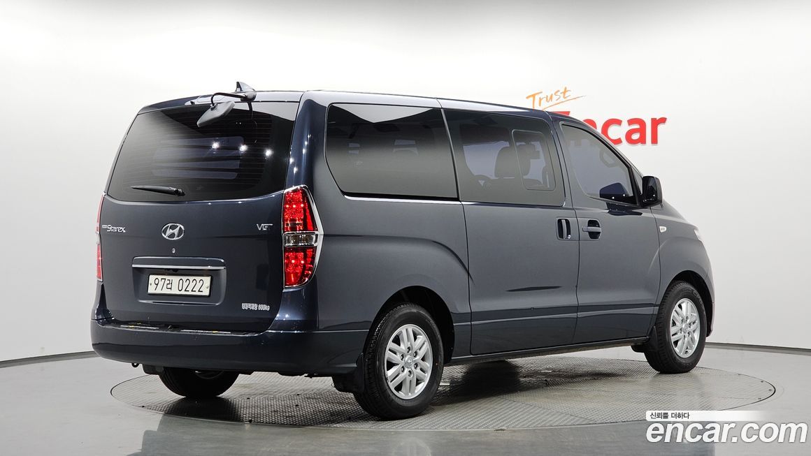 Hyundai Starex 2019