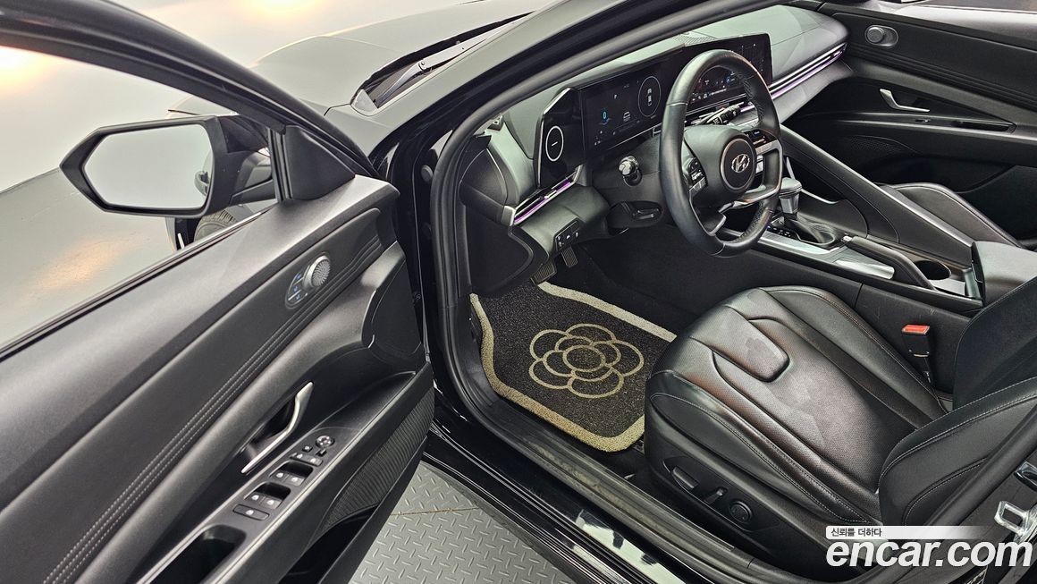 Hyundai AVANTE 2021