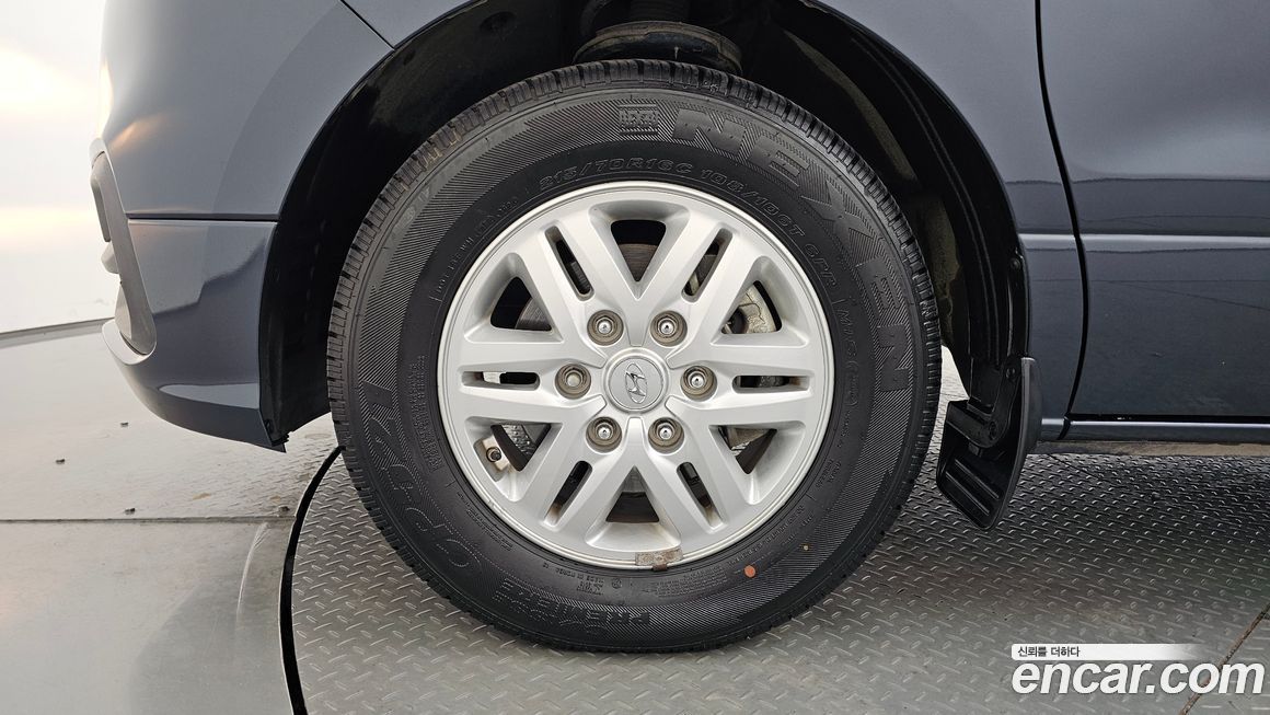 Hyundai Starex 2019