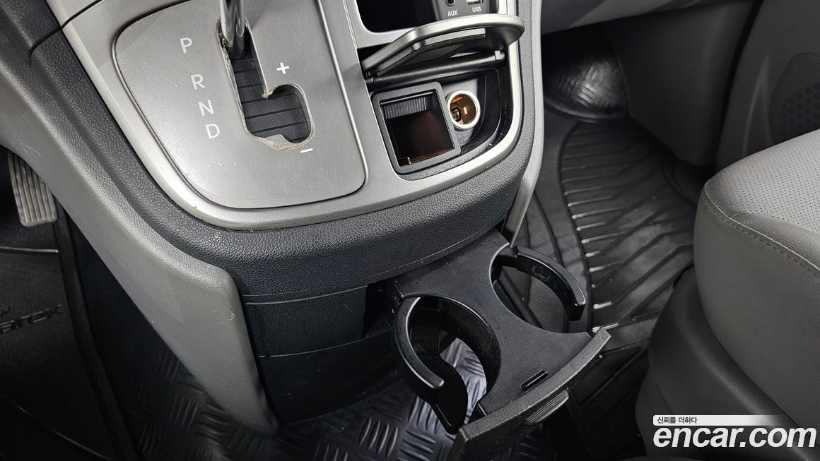 Hyundai Starex 2019