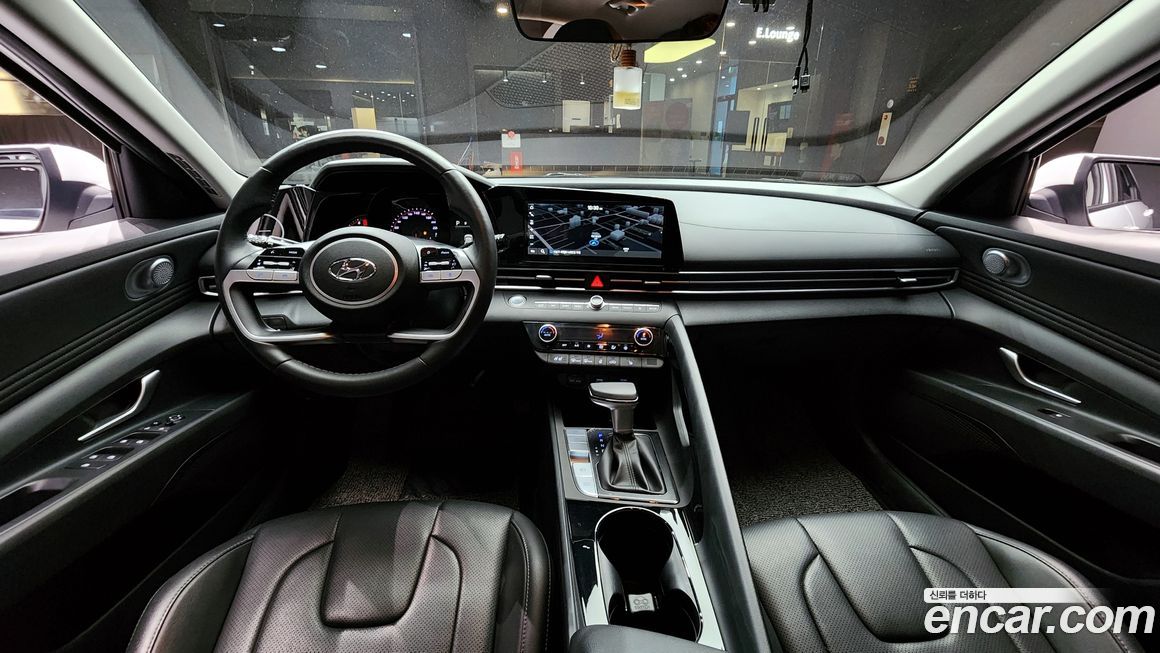 Hyundai AVANTE 2021
