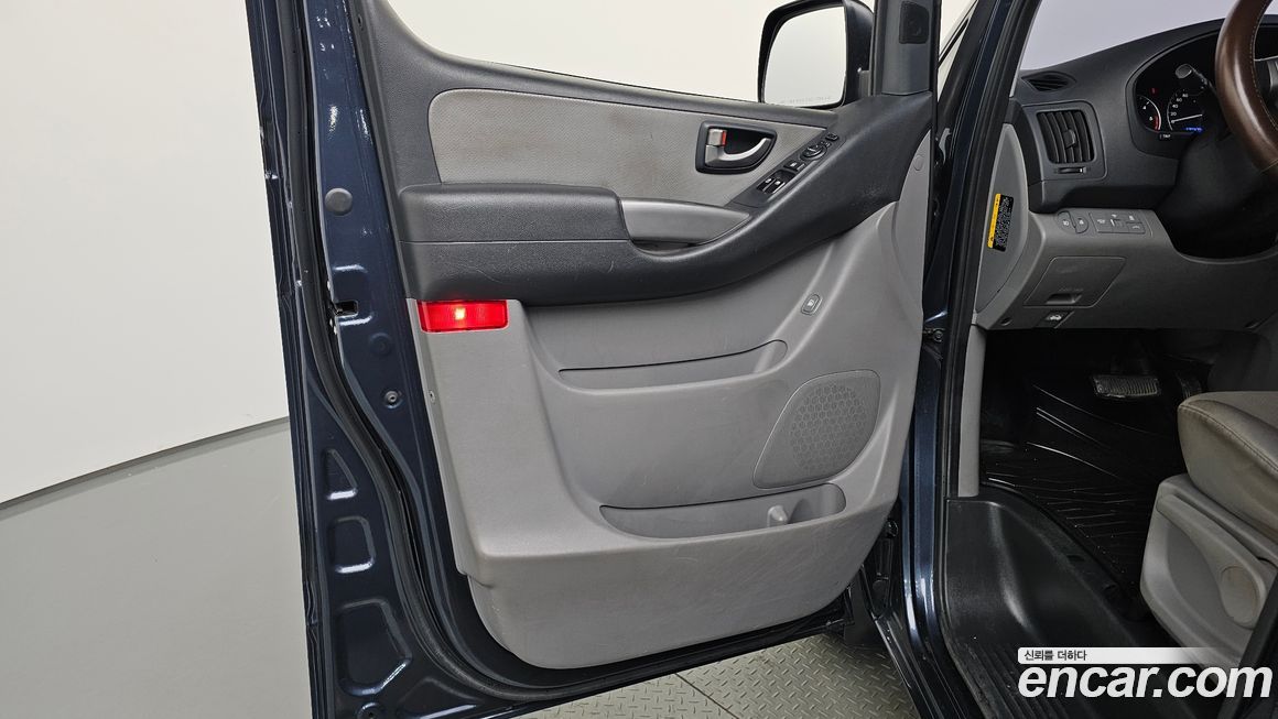 Hyundai Starex 2019