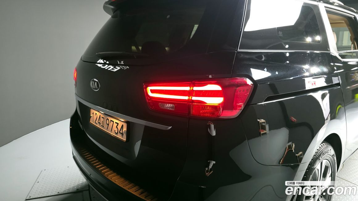Kia Canival 2020