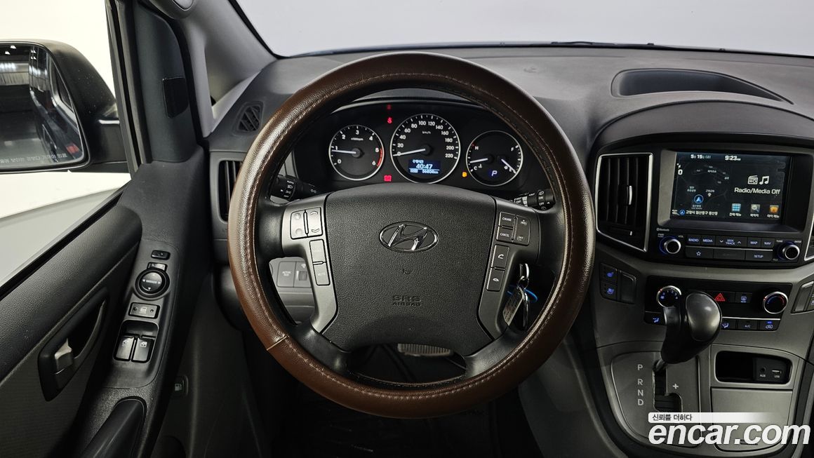 Hyundai Starex 2019
