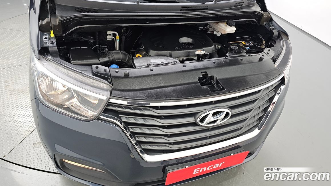 Hyundai Starex 2019