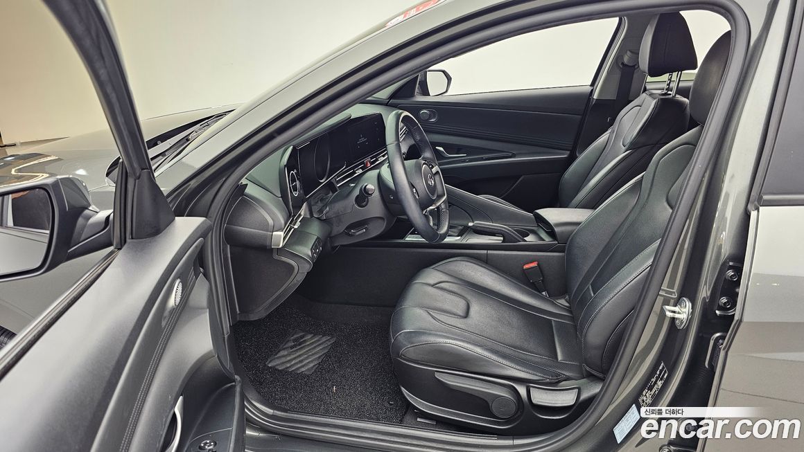 Hyundai AVANTE 2021