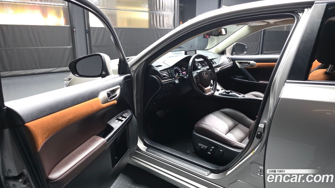Lexus CT200h 2018