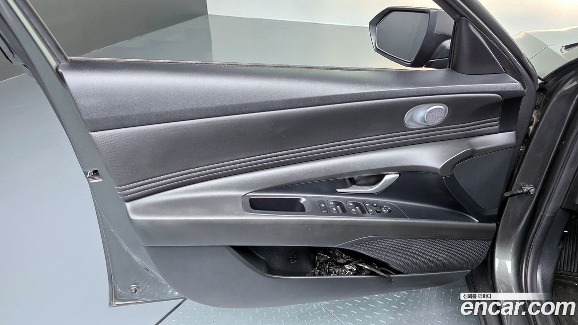 Hyundai AVANTE 2023
