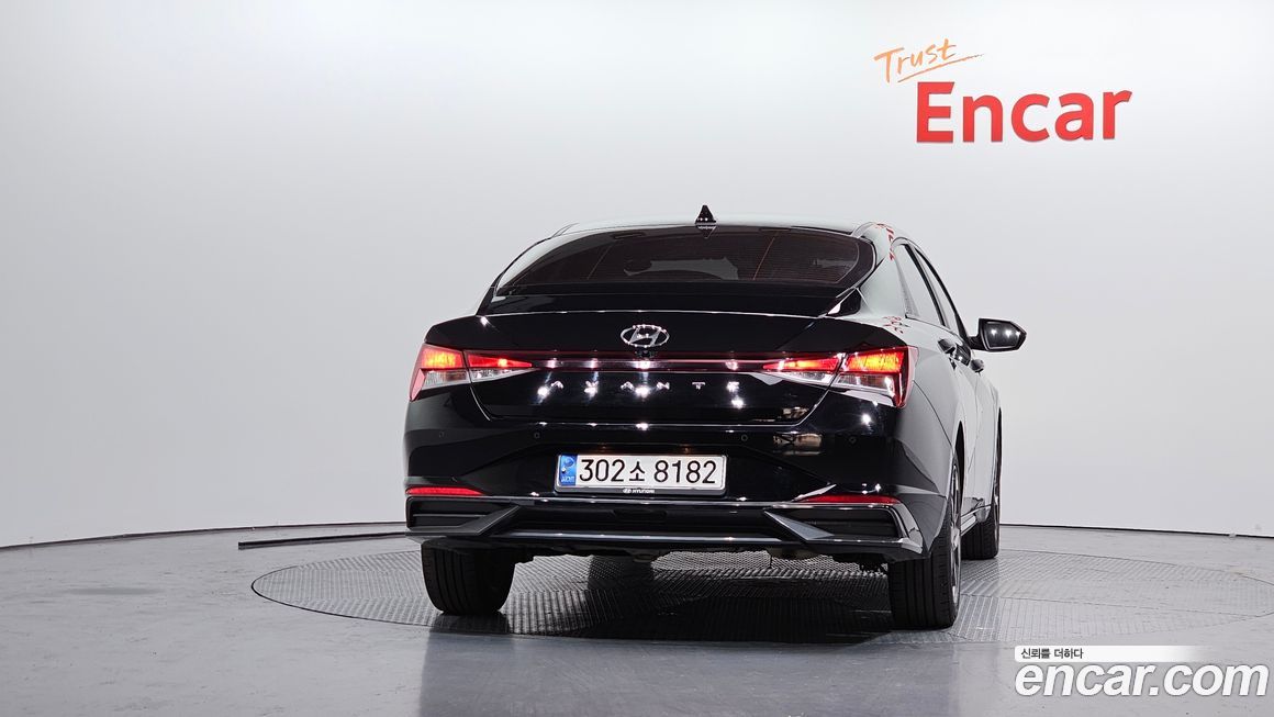 Hyundai AVANTE 2021