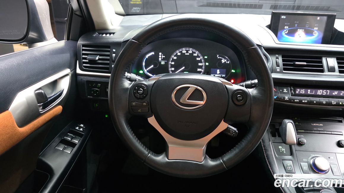 Lexus CT200h 2018