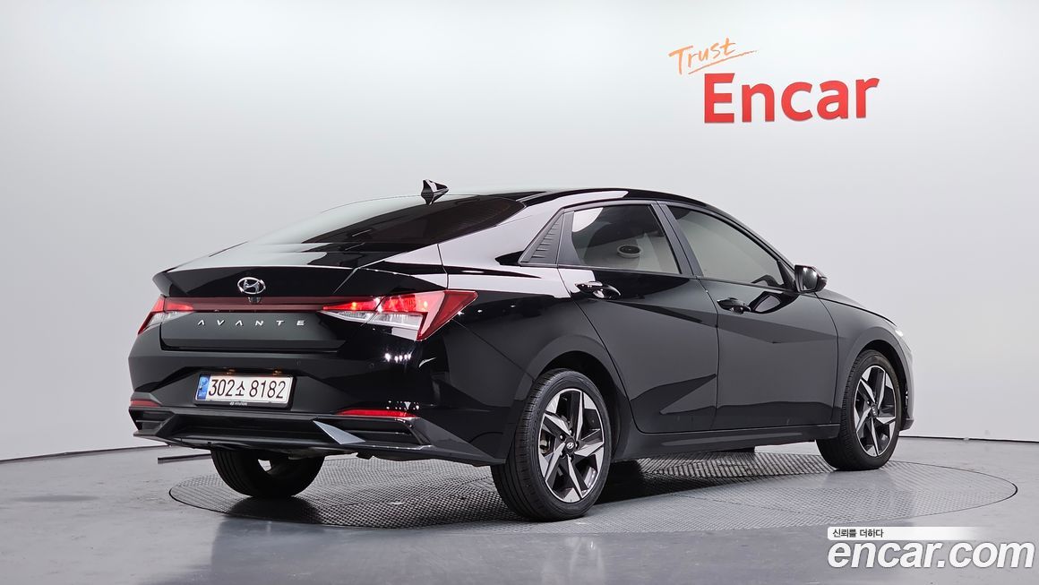 Hyundai AVANTE 2021