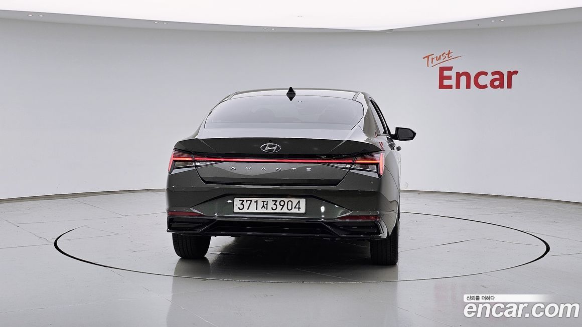 Hyundai AVANTE 2021