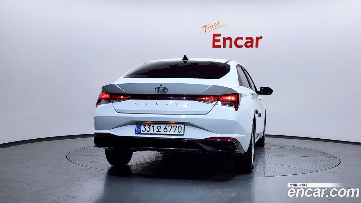 Hyundai AVANTE 2022