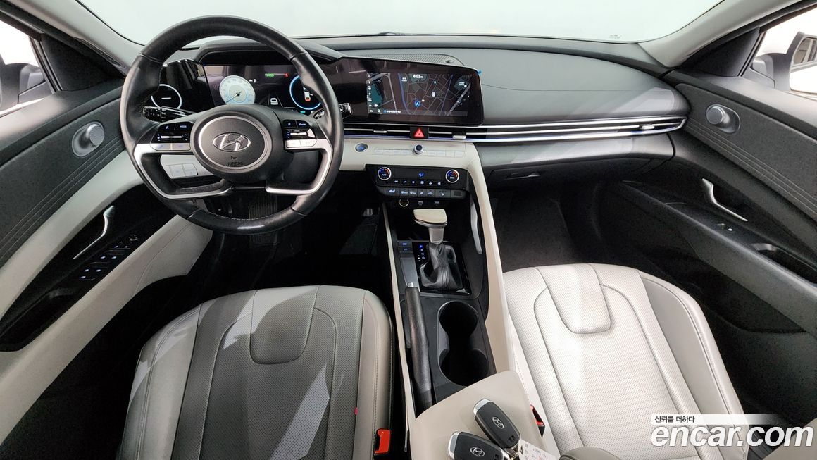 Hyundai AVANTE 2022