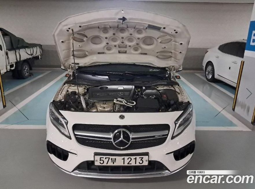 Mercedes-Benz GLA-Class 2019