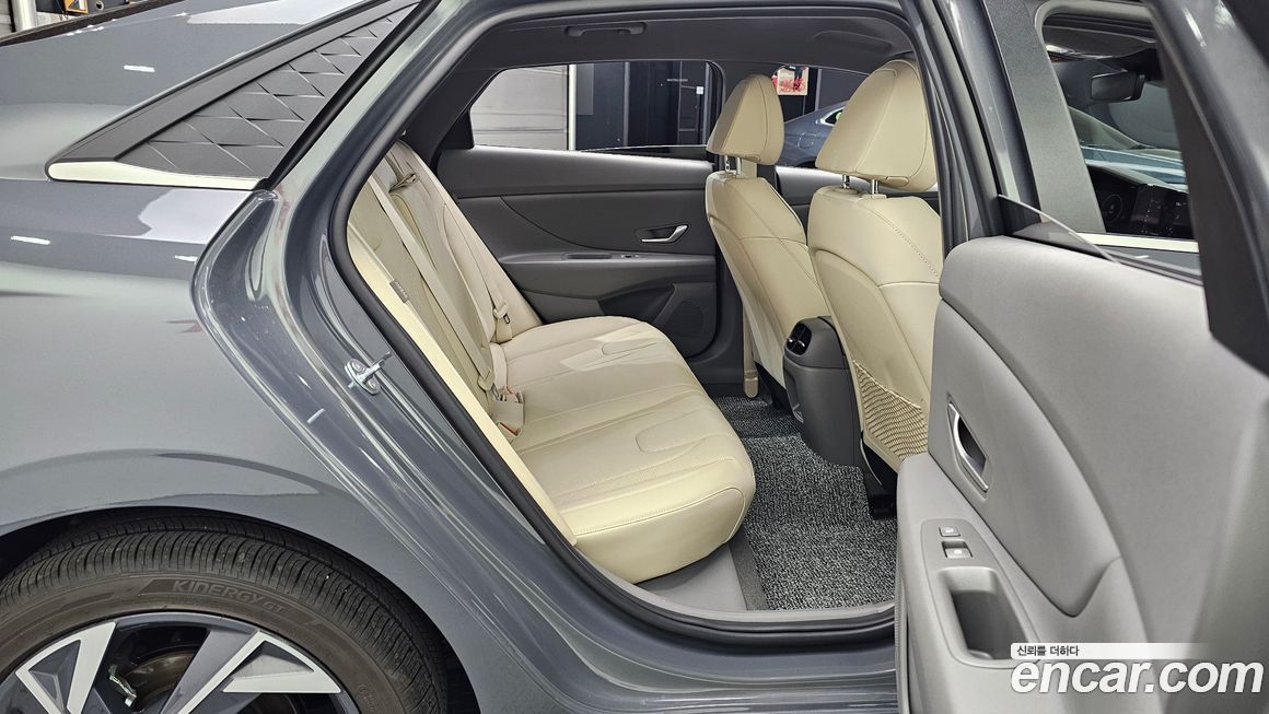 Hyundai AVANTE 2026