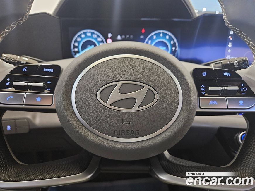 Hyundai AVANTE 2025
