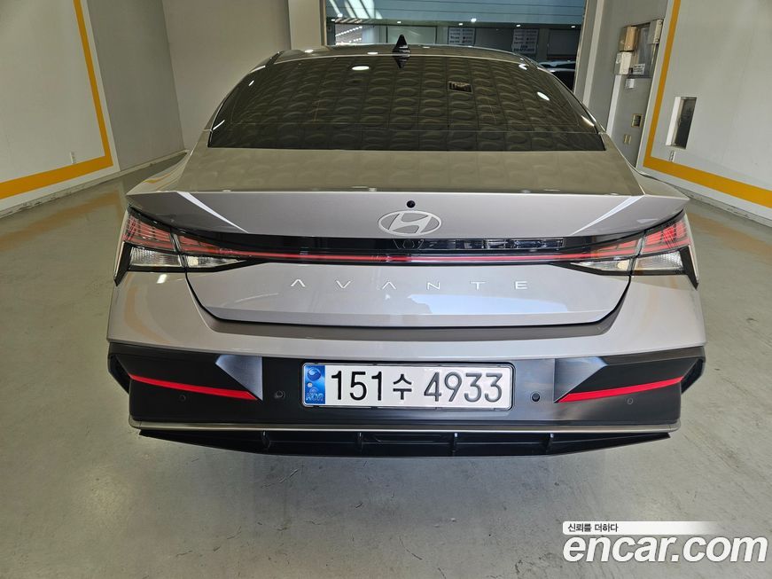 Hyundai AVANTE 2025