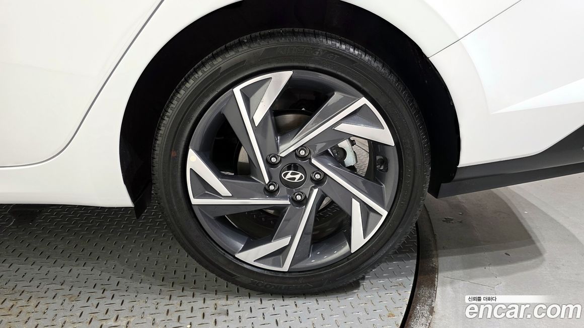 Hyundai AVANTE 2026