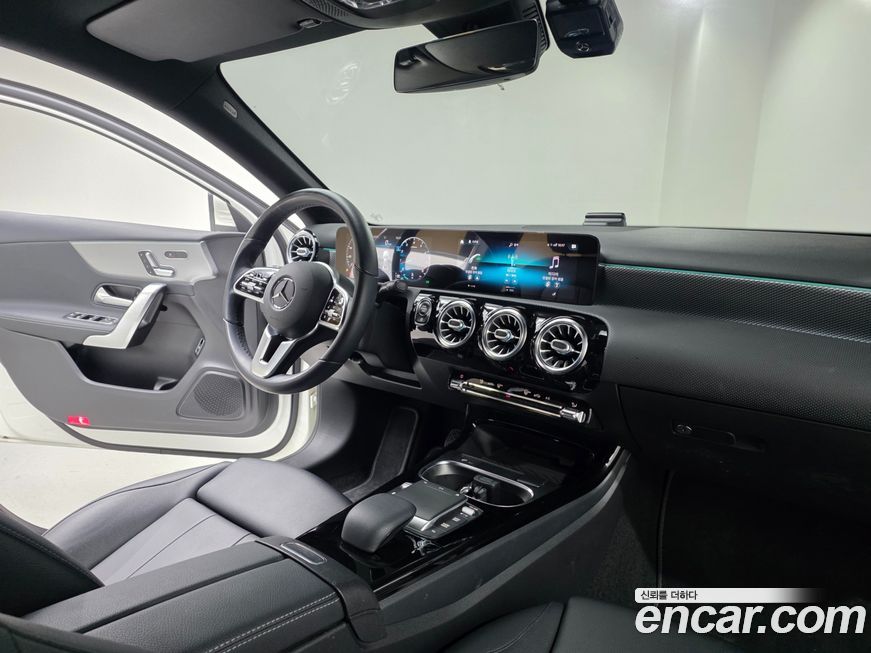 Mercedes-Benz A-Class 2021
