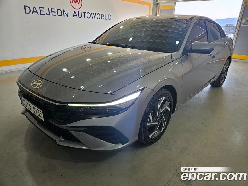 Hyundai AVANTE 2025