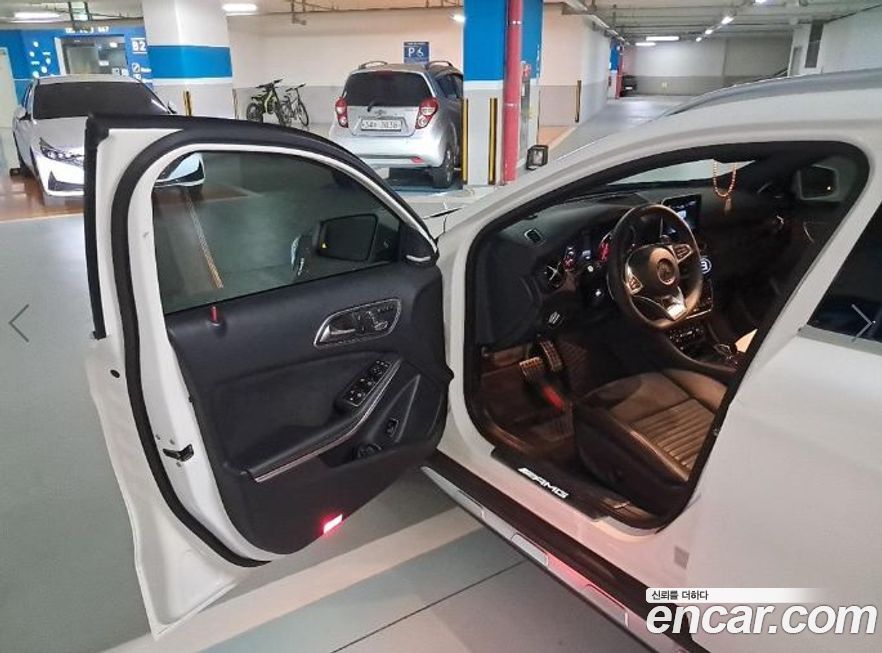 Mercedes-Benz GLA-Class 2019