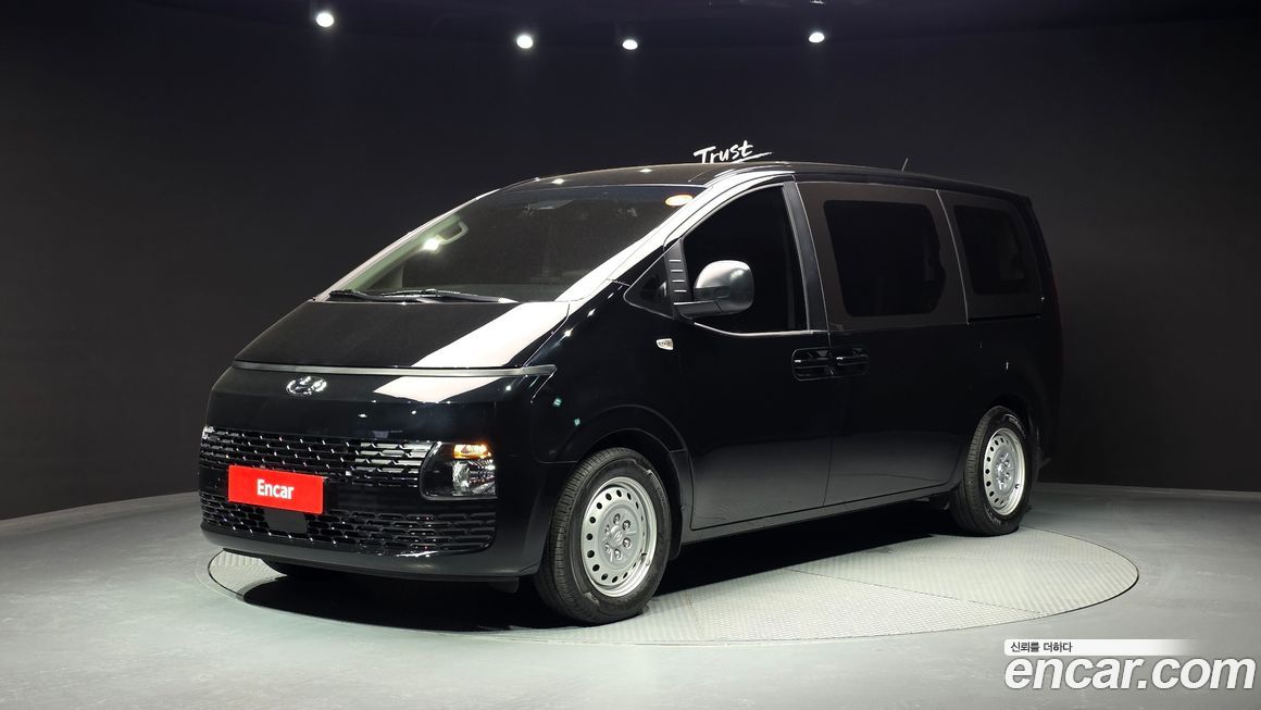 Hyundai Staria 2024