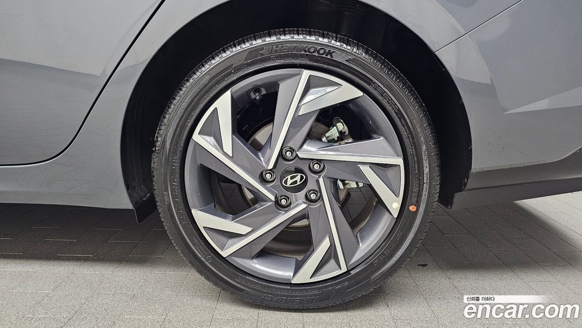 Hyundai AVANTE 2026