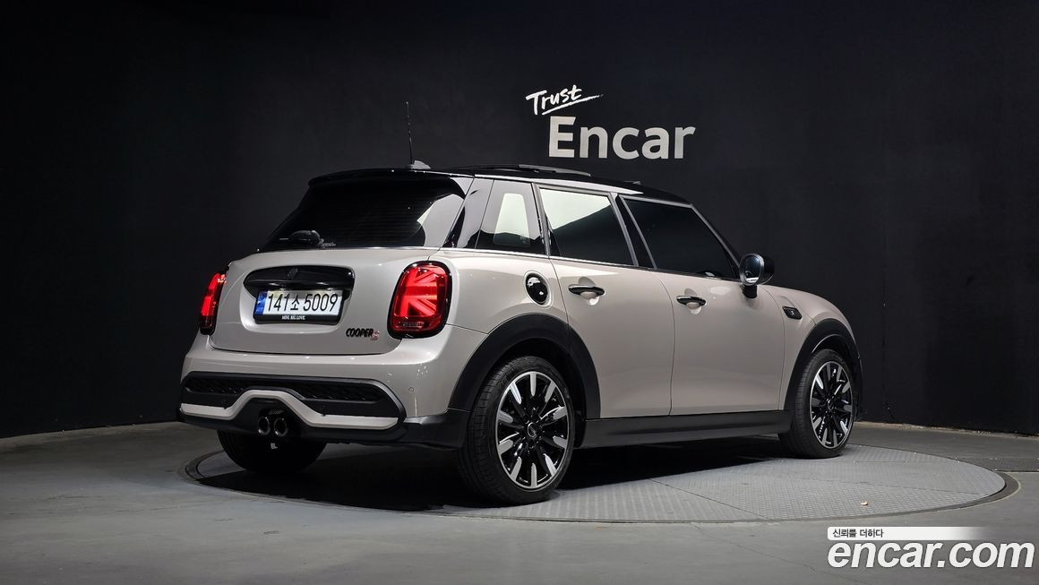 Mini Cooper 2023